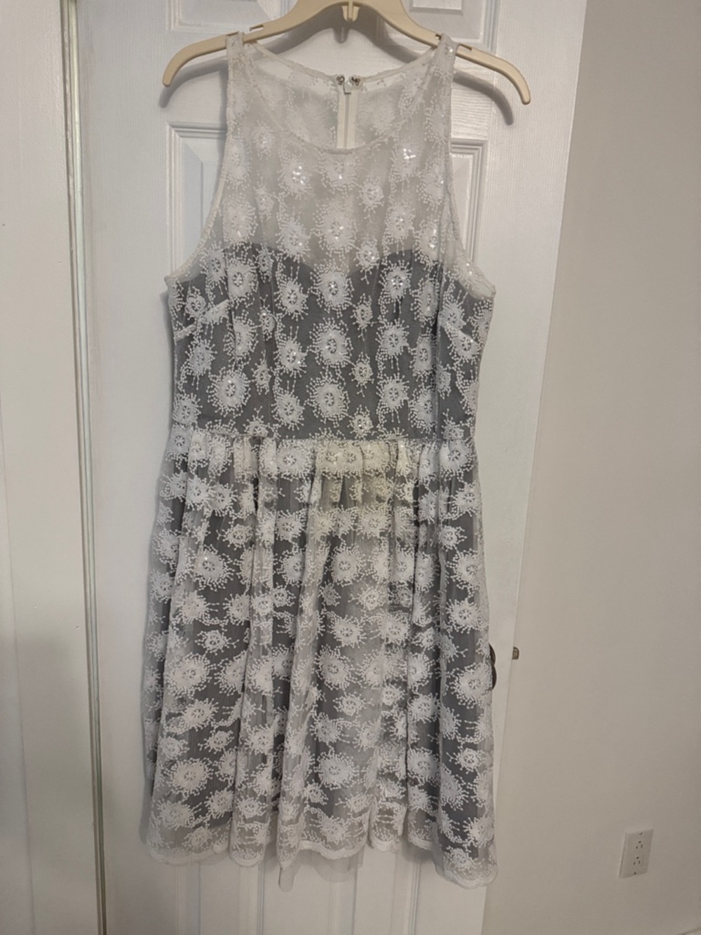 Badgley Mischka women Ivory Lace Overlay A-line Dress